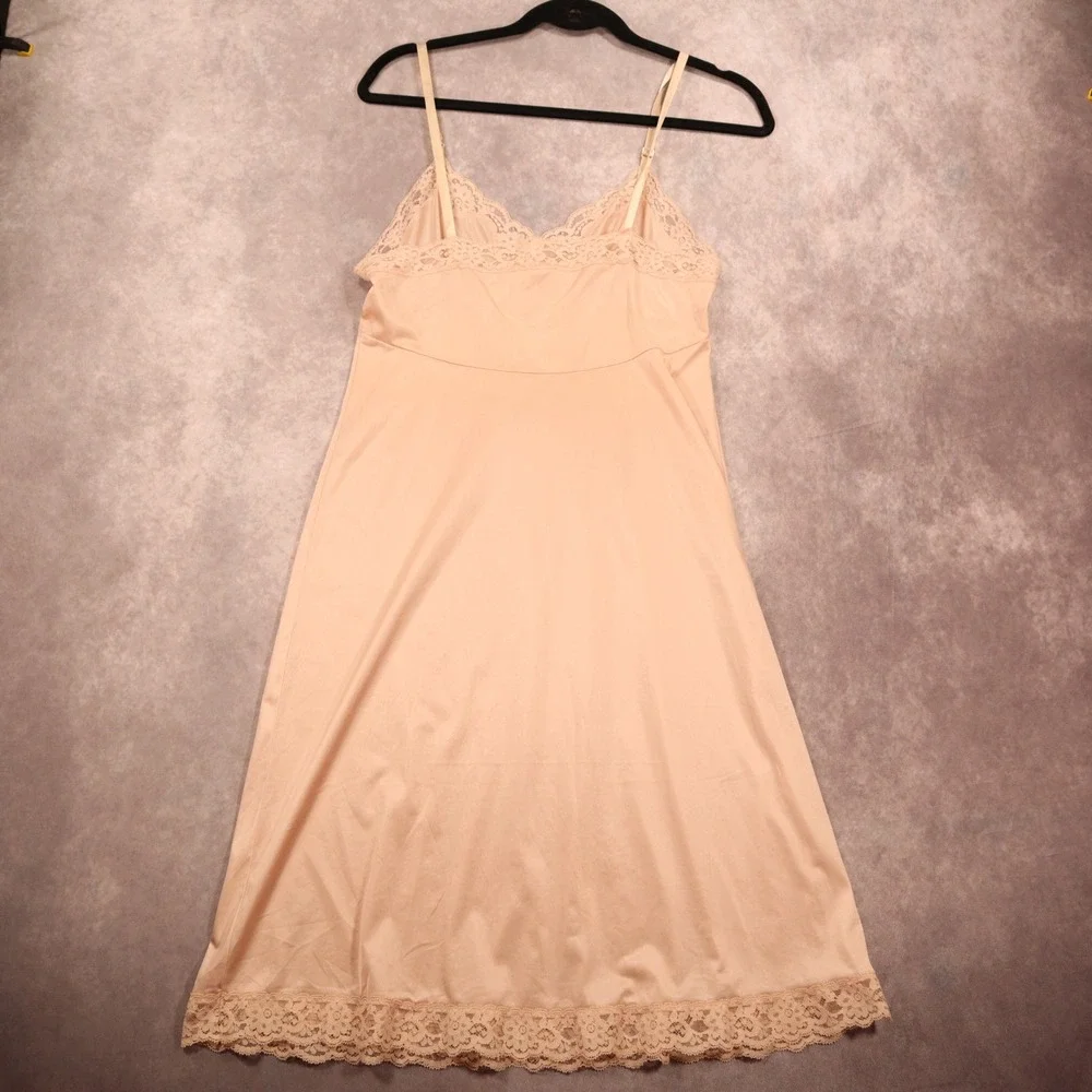 Vintage Vassarette Quintessence Beige Lace Full Slip Nightgown Womens M Coquette